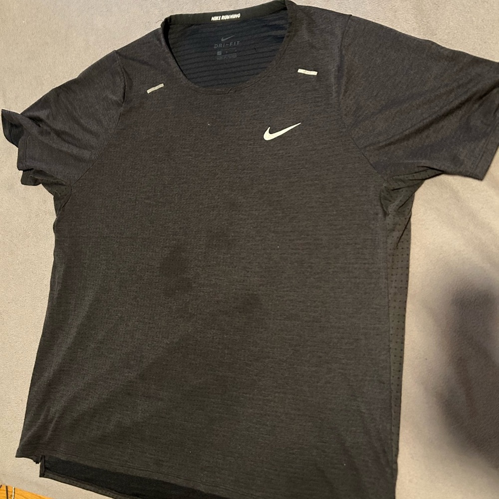 Nike running shirt size Large Dri-fit